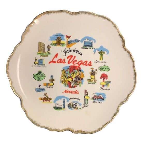 Vintage Fabulous Las Vegas Nevada Casino Hotel Collectors Plate A Must-Have - Picture 1 of 6